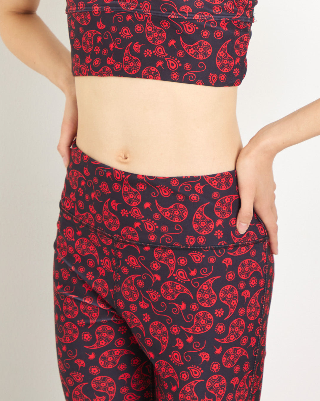 ペイズリークラップ ストラップブラトップ CT25019 - BLACKRED