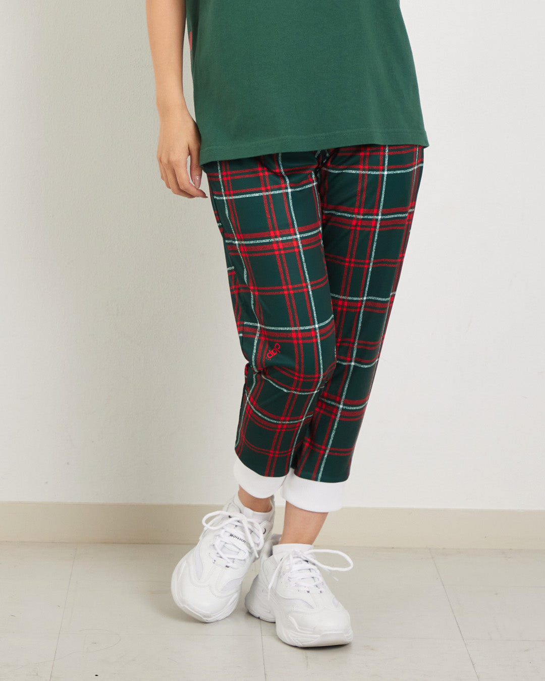 9月新作タグ付き新品❗️イージーパンツクラップclapZUMBA 9月新作タグ付き新品❗️イージーパンツクラップclapZUMBA New Arrival