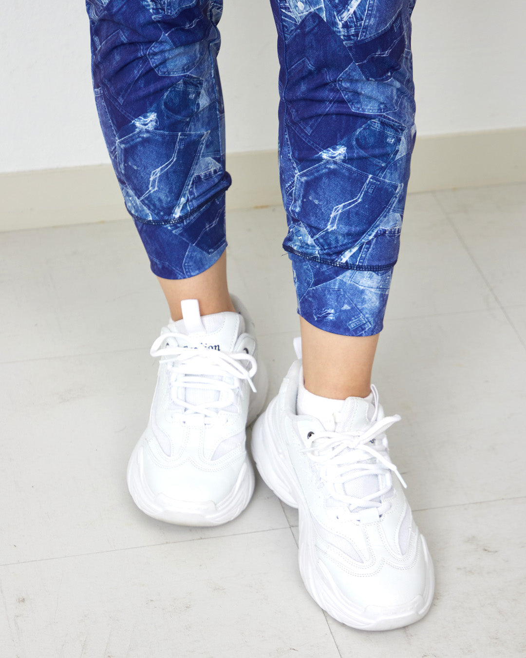 デニムポケット クロップドパンツ CE25036 - INDIGO – clap