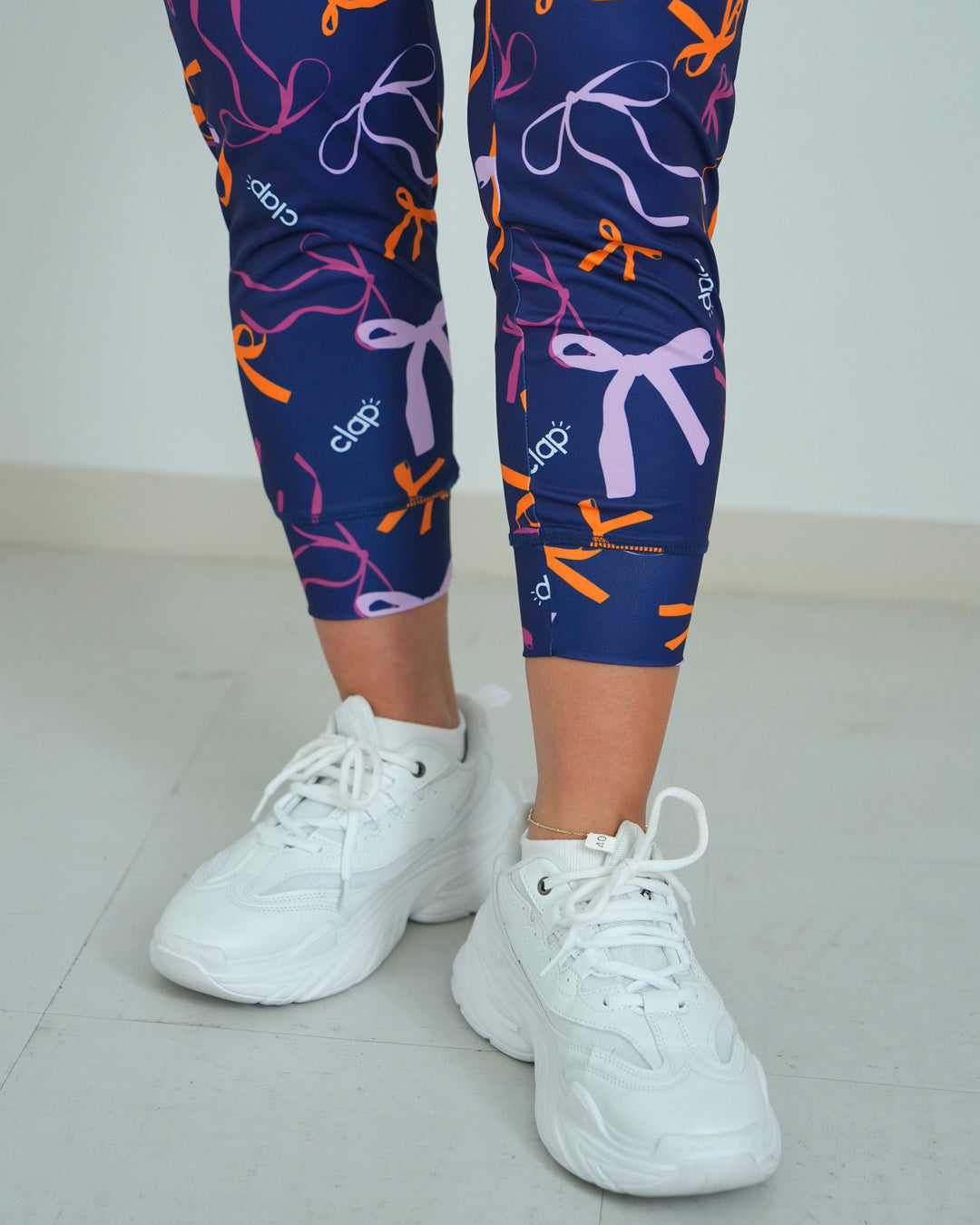 リボンクラップ クロップドパンツ CE25027 - NAVY